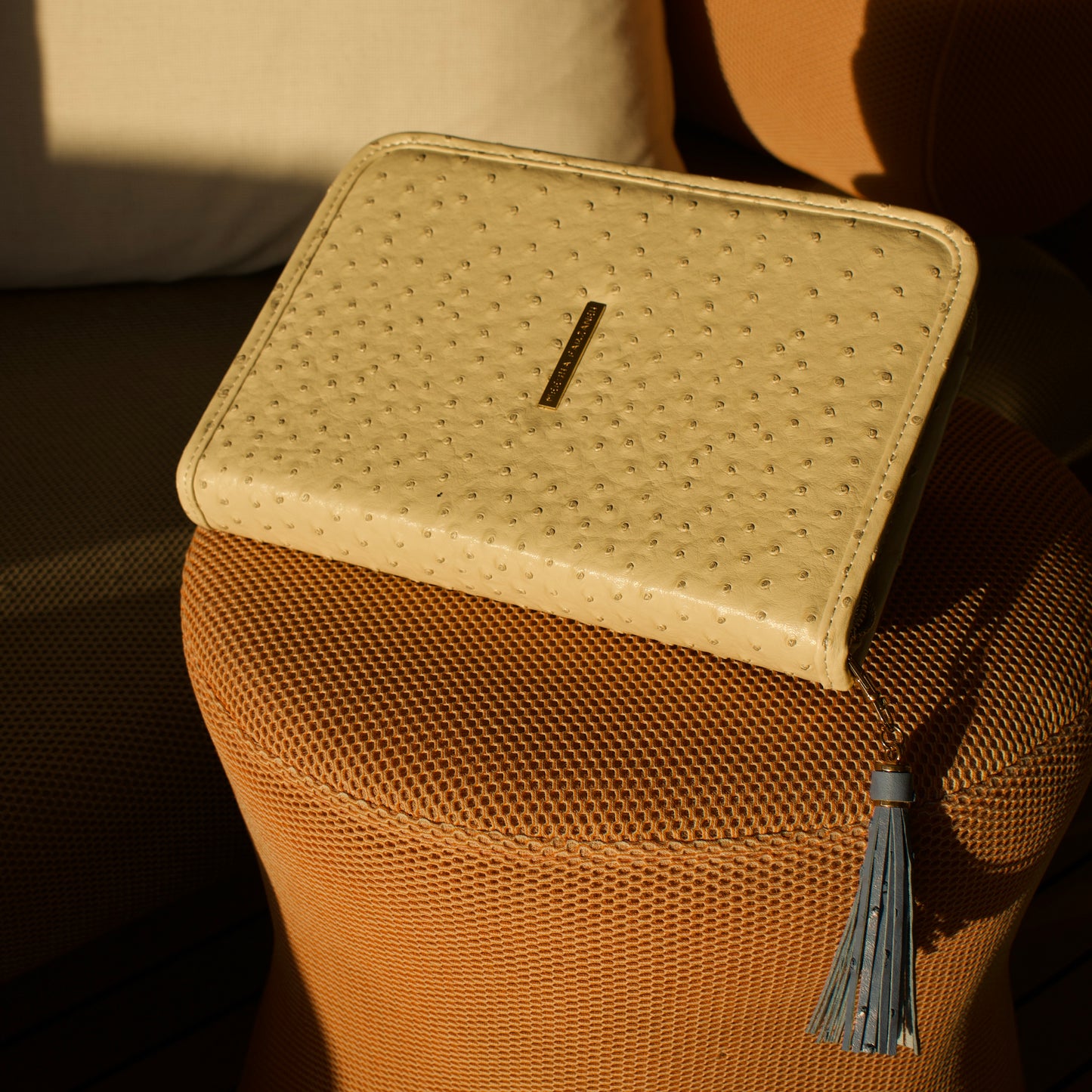 Accessory Travel Binders