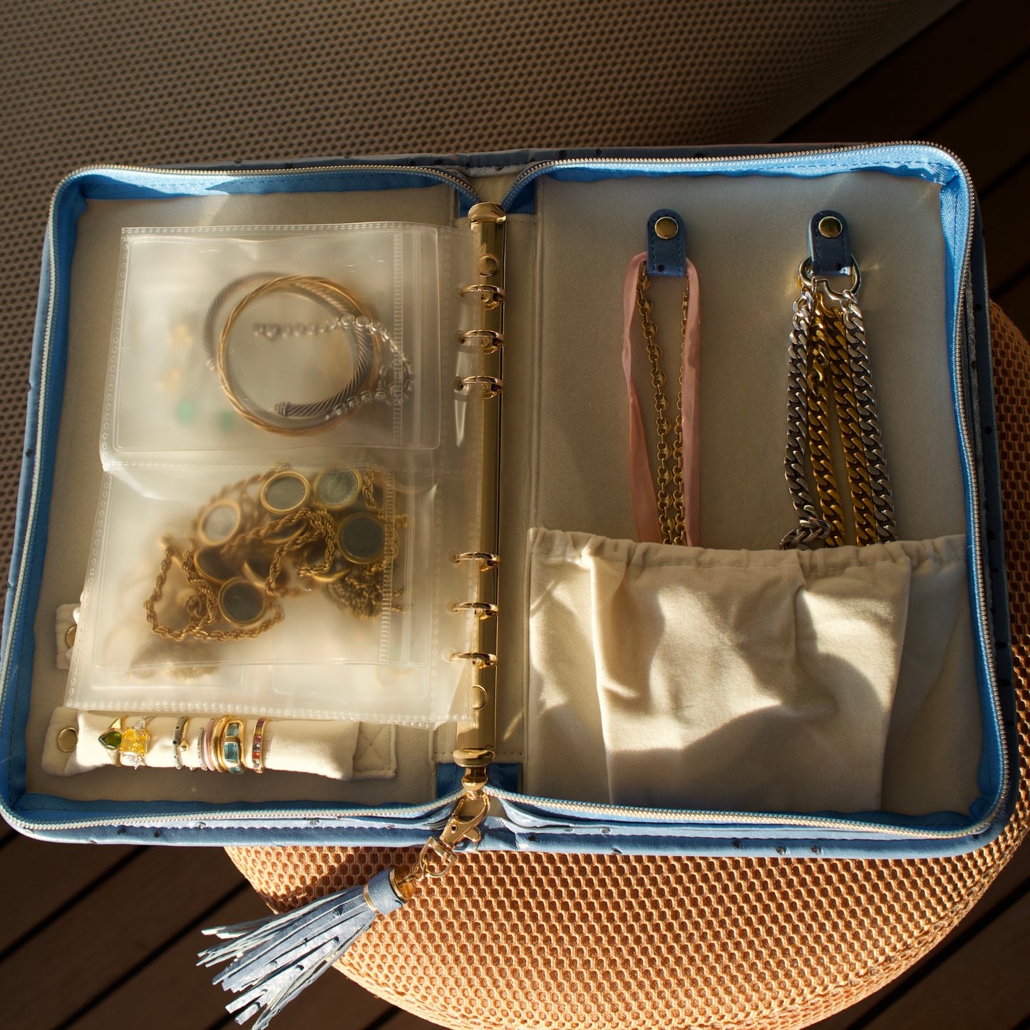 Accessory Travel Binders