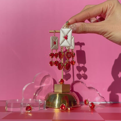 Love Letter Double-Strand Dangles