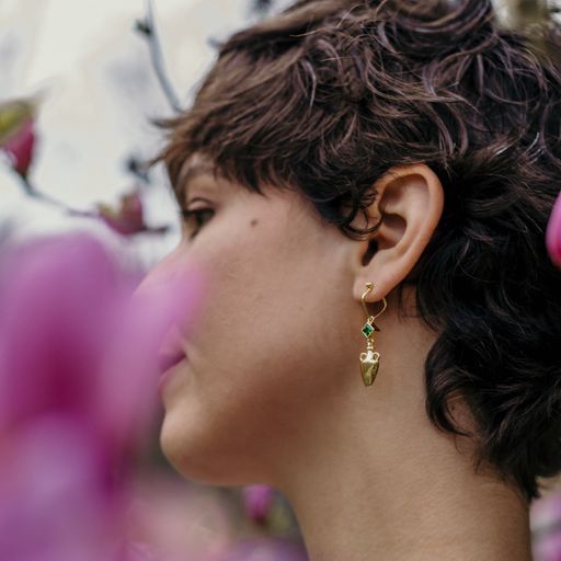 Amphora Dangles